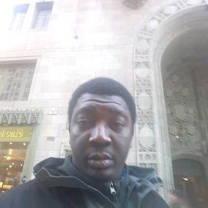 Meet your Posher, Abayomi
